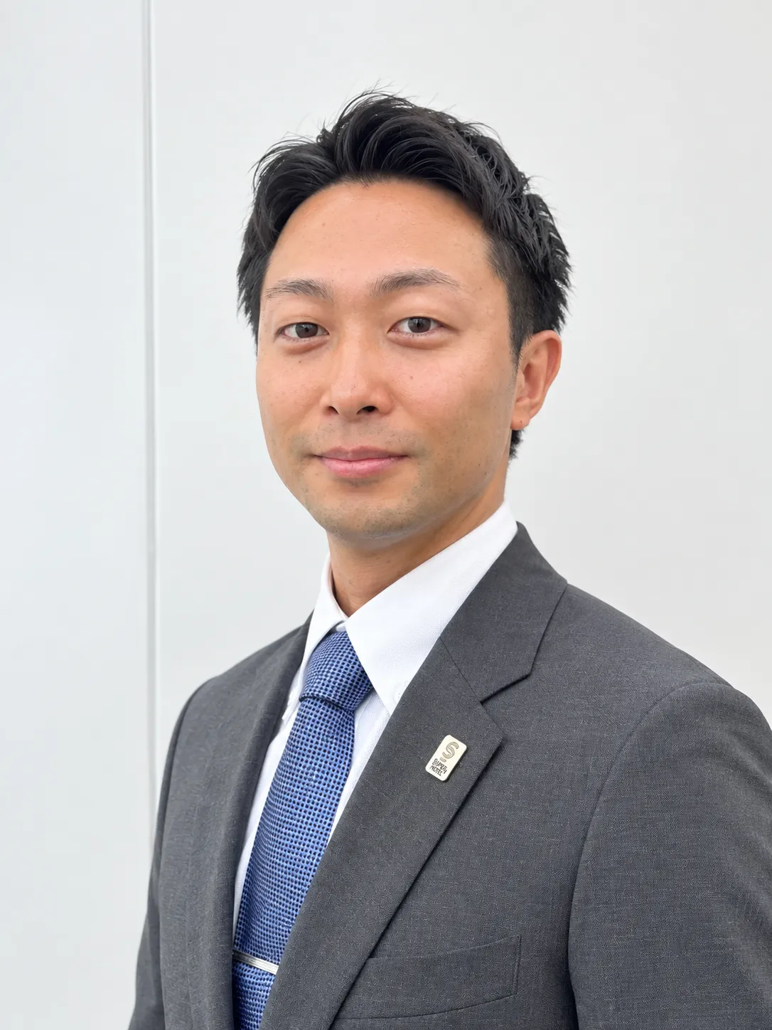 新原様