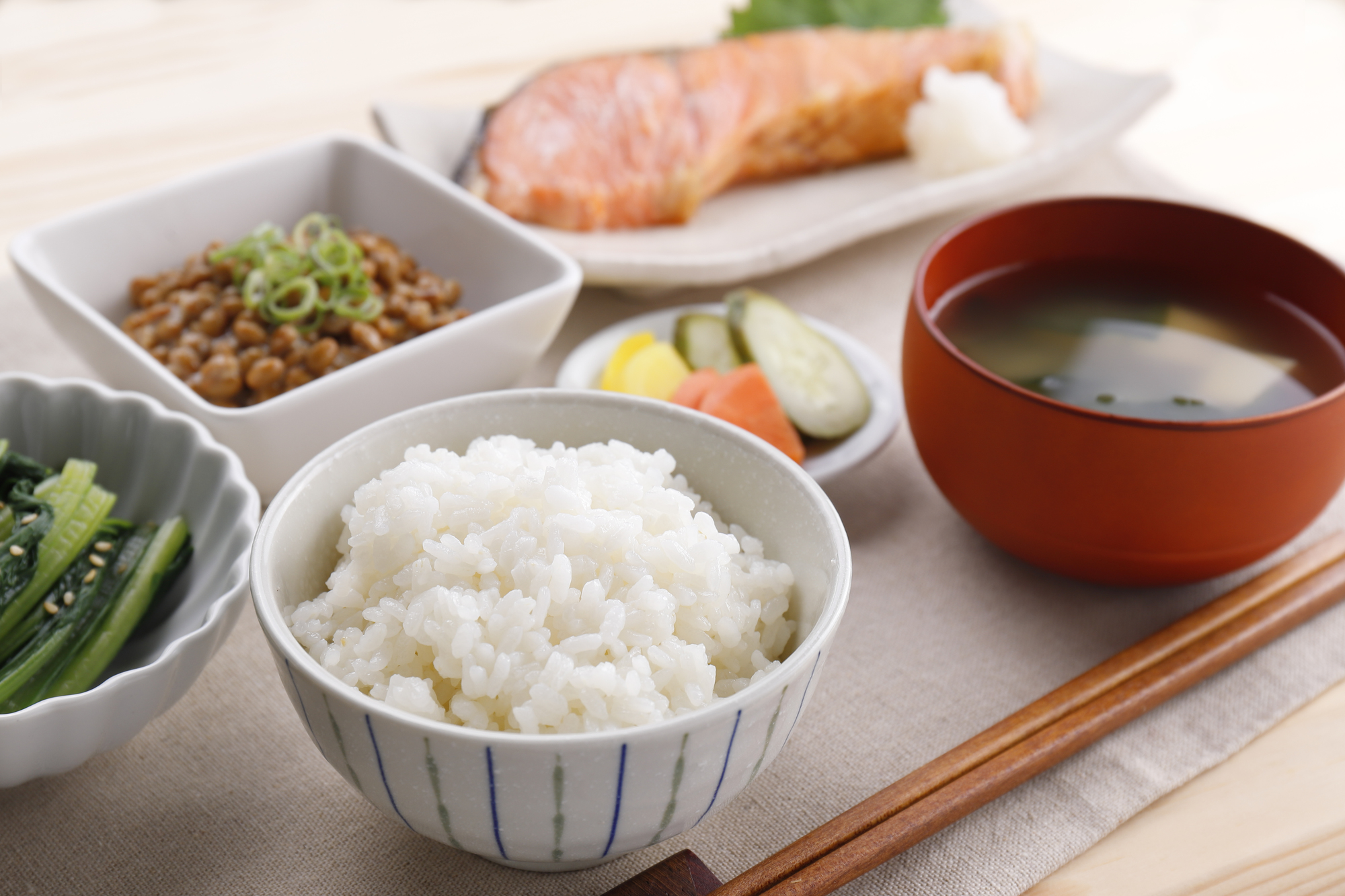 寮のご飯のイメージ